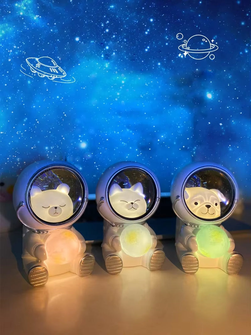 Astronaut LED Night Light - Galaxy Guardian USB Decor for Kids' Bedrooms, Perfect Birthday Gift!