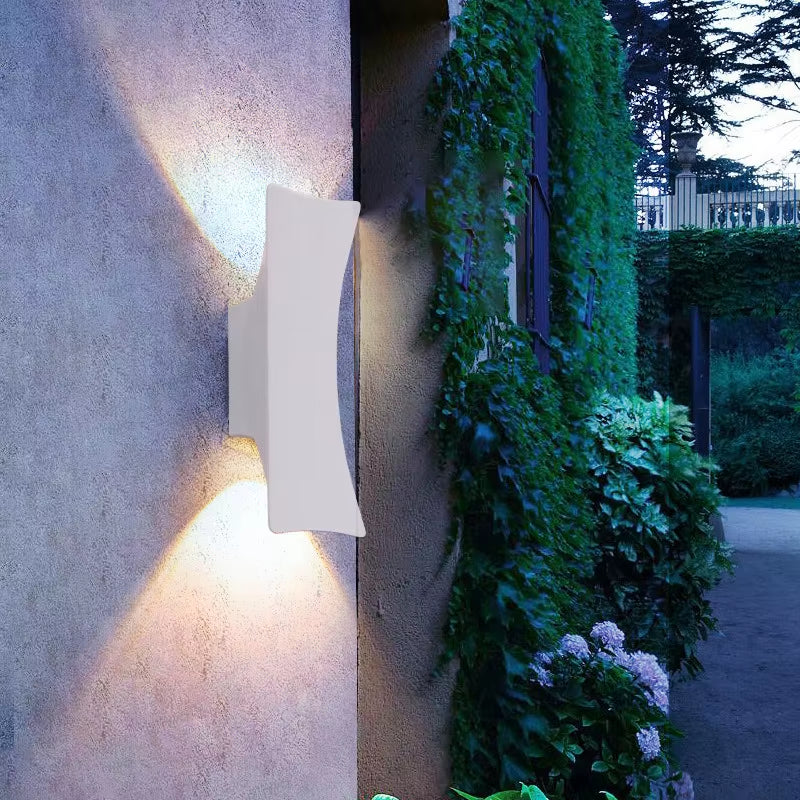 Illuminate Your Life with These Snazzy Modern LED Wall Lights – Waterproof Wonders That Shine Even in the Rain!